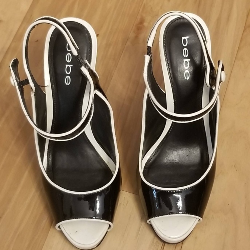 Heels - Picture 4 of 6